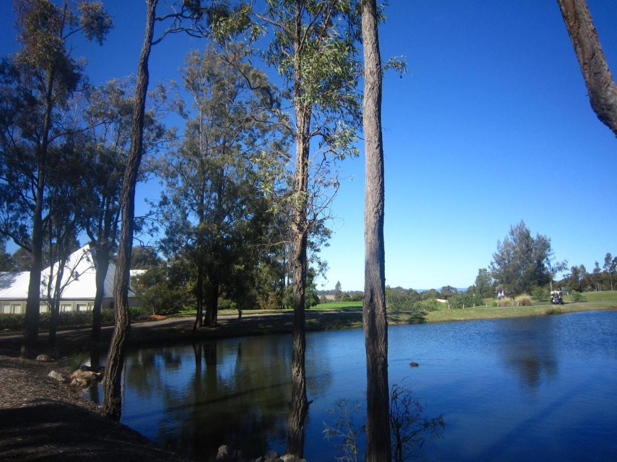 Villa 3Br Chianti Villa Located Within Cypress Lakes Resort Pokolbin Exterior foto